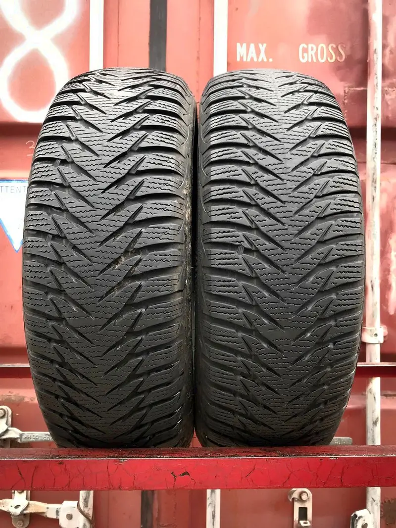 Пара б/у шин 205/60 R16 Goodyear Ultra Grip 8