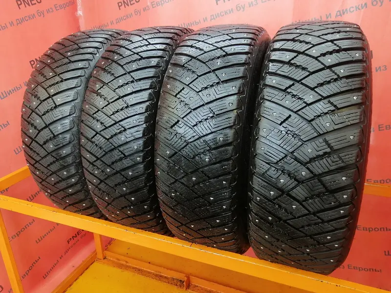 Комплект б/у шин 205/60 R16 Goodyear Ultra Grip Ice Arctic