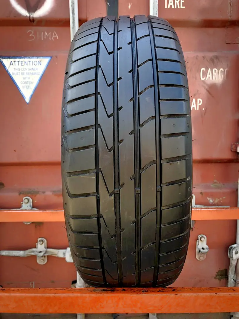 Б/у шина 205/60 R16 Hankook Ventus S1evo 2 K117