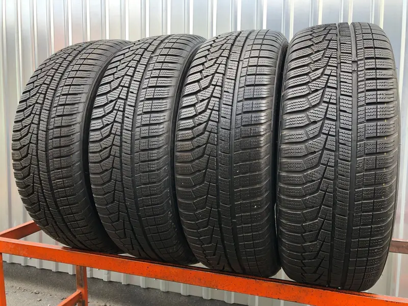 Комплект б/у шин 205/60 R16 Hankook Winter I Cept Evo2 W320
