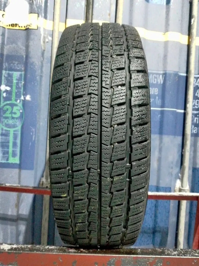 Б/у шина 205/60 R16C Hankook Winter RW06