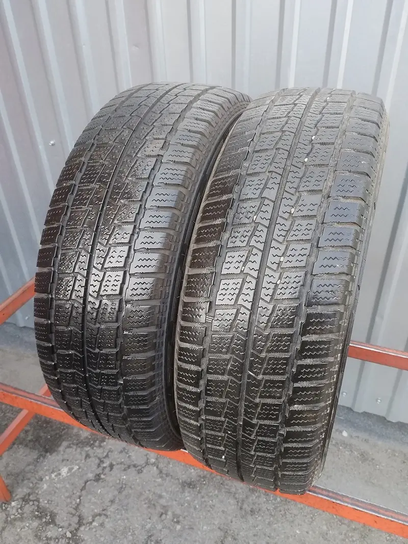 Пара б/у шин 205/60 R16C Hankook Winter RW06