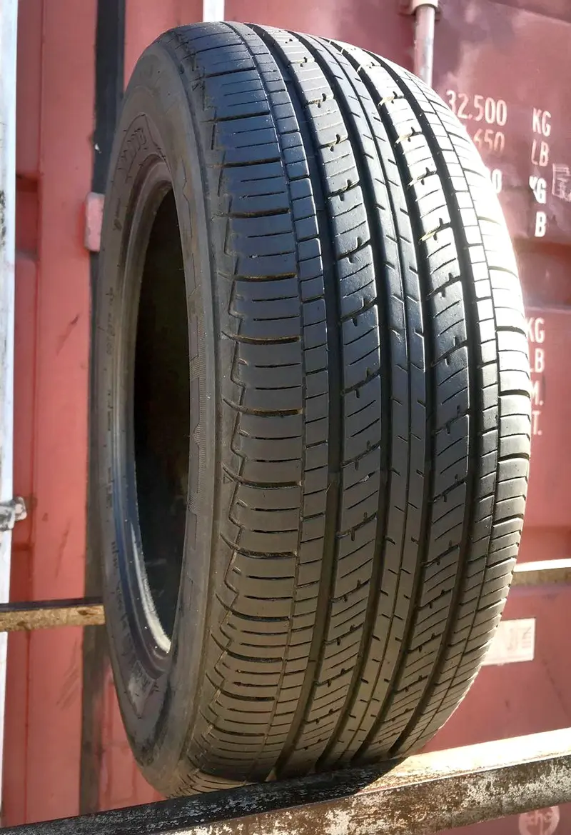 Б/у шина 205/60 R16 Kumho Solus KH 18