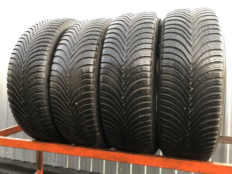 Комплект б/у шин 205/60 R16 Michelin Alpin 5