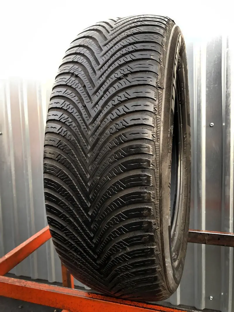 Б/у шина 205/60 R16 Michelin Alpin 5