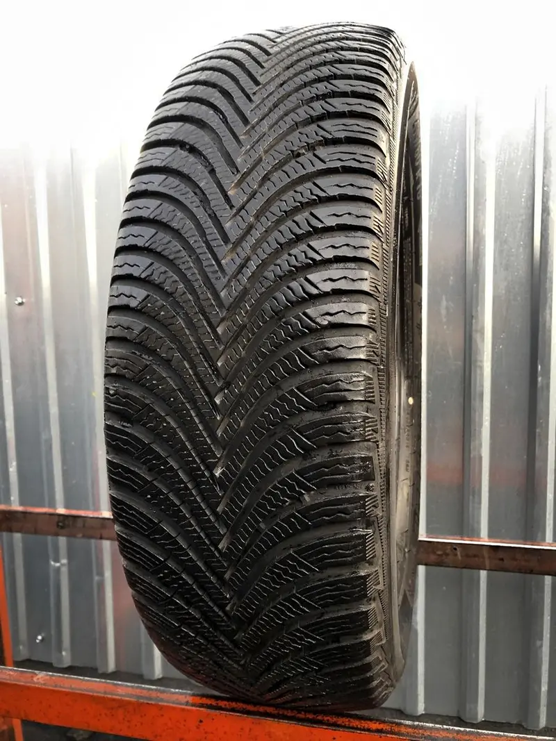 Б/у шина 205/60 R16 Michelin Alpin 5