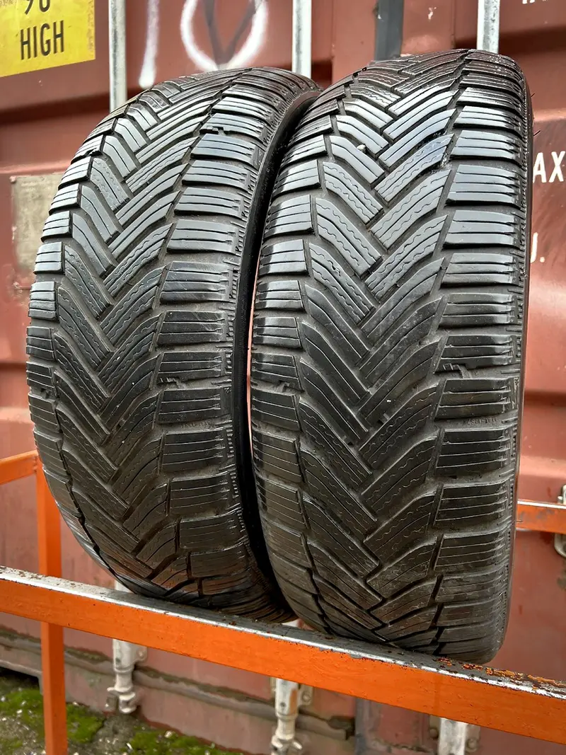 Пара б/у шин 205/60 R16 Michelin Alpin 6, фото 1