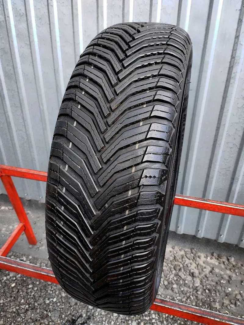 Б/у шина 205/60 R16 Michelin CrossClimate 2