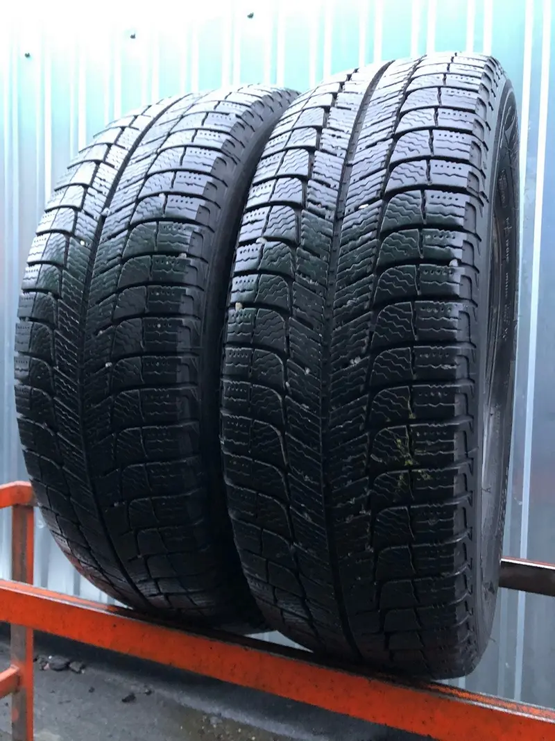 Пара б/у шин 205/60 R16 Michelin X-Ice 3