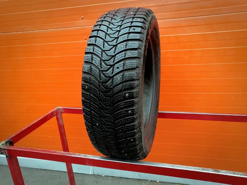 Б/у шина 205/60 R16 Michelin X-Ice North 3