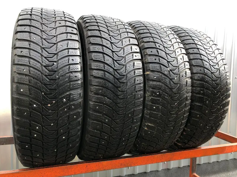Комплект б/у шин 205/60 R16 Michelin X-Ice North 3