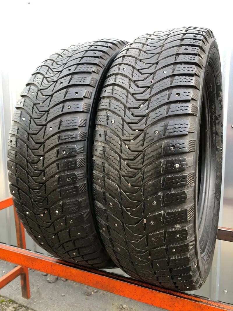 Пара б/у шин 205/60 R16 Michelin X-Ice North 3