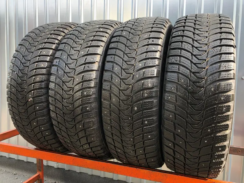 Комплект б/у шин 205/60 R16 Michelin X-Ice North 3