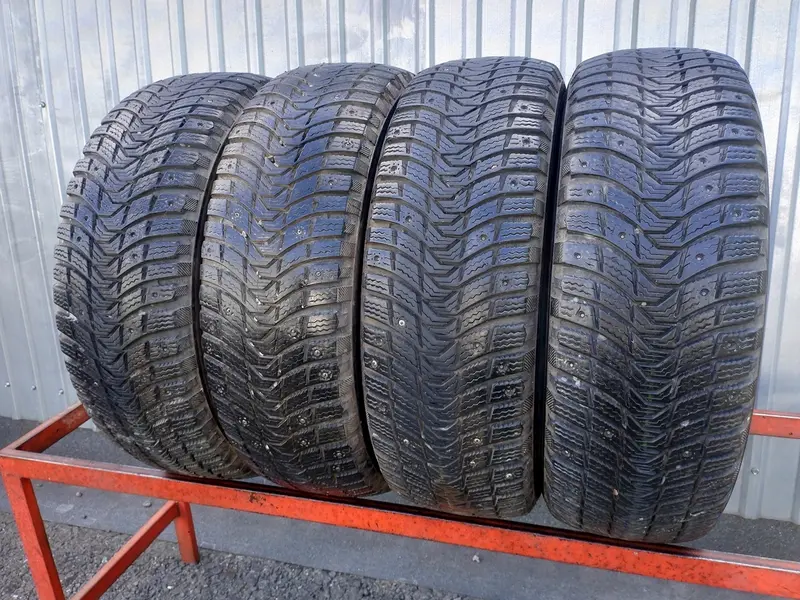 Комплект б/у шин 205/60 R16 Michelin X-Ice North 3