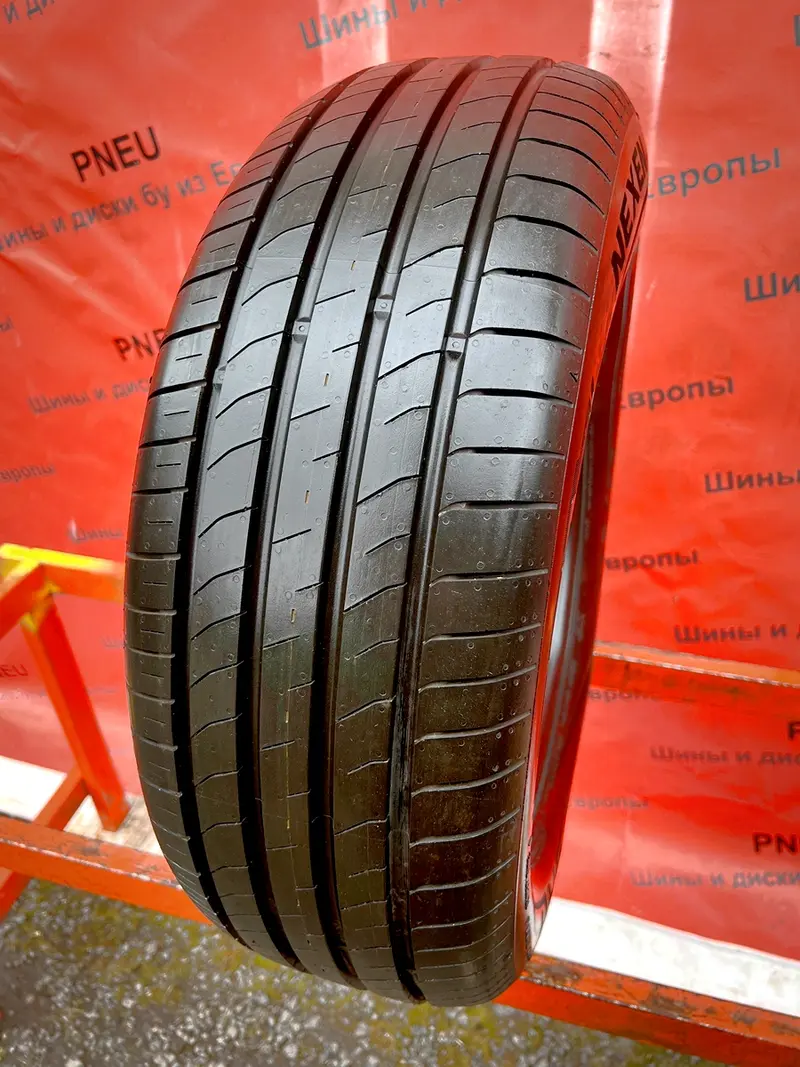 Б/у шина 205/60 R16 Nexen N'Fera Primus