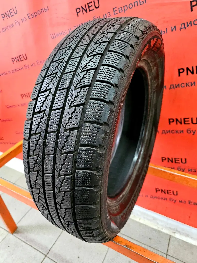 Б/у шина 205/60 R16 Nexen Winguard Ice 2