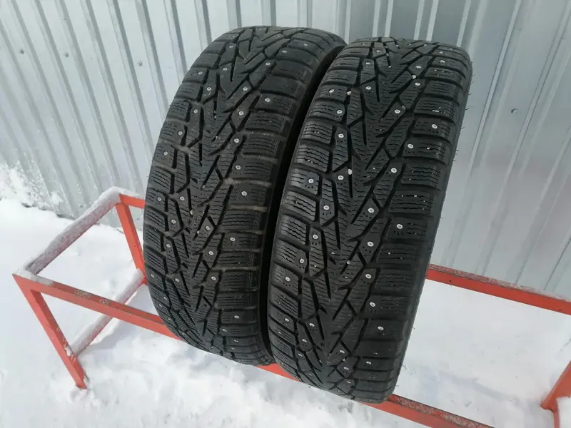 Пара б/у шин 205/60 R16 Nokian Hakkapeliitta 7