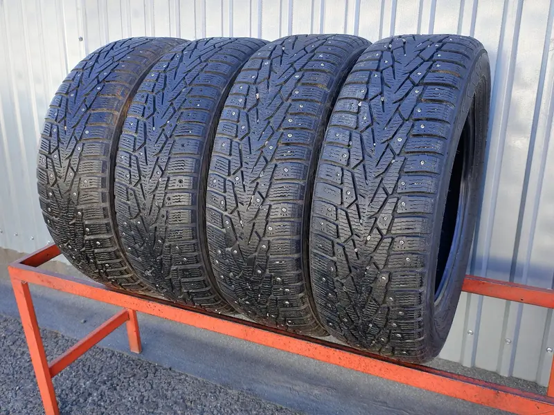 Комплект б/у шин 205/60 R16 Nokian Hakkapeliitta 7, фото 1