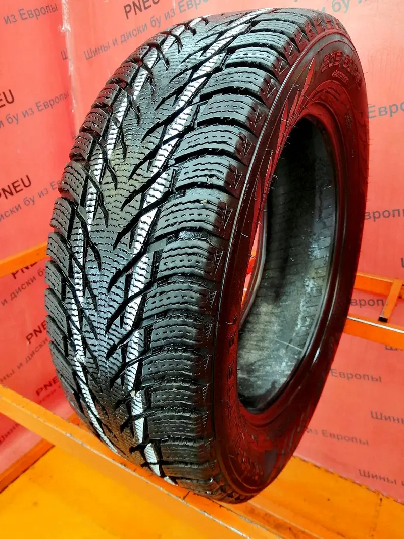 Б/у шина 205/60 R16 Nokian Hakkapeliitta R3