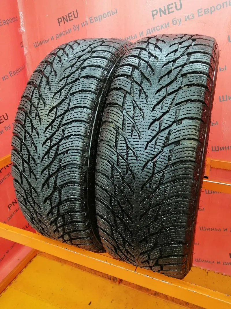 Пара б/у шин 205/60 R16 Nokian Hakkapeliitta R3