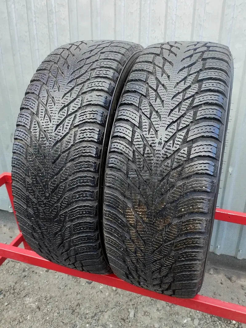 Пара б/у шин 205/60 R16 Nokian Hakkapeliitta R3