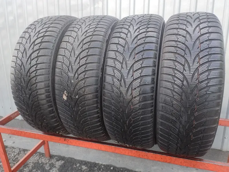 Комплект б/у шин 205/60 R16 Nokian WR D3