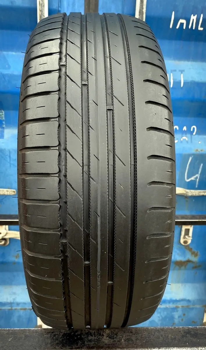 Б/у шина 205/60 R16 Nokian Wetproof