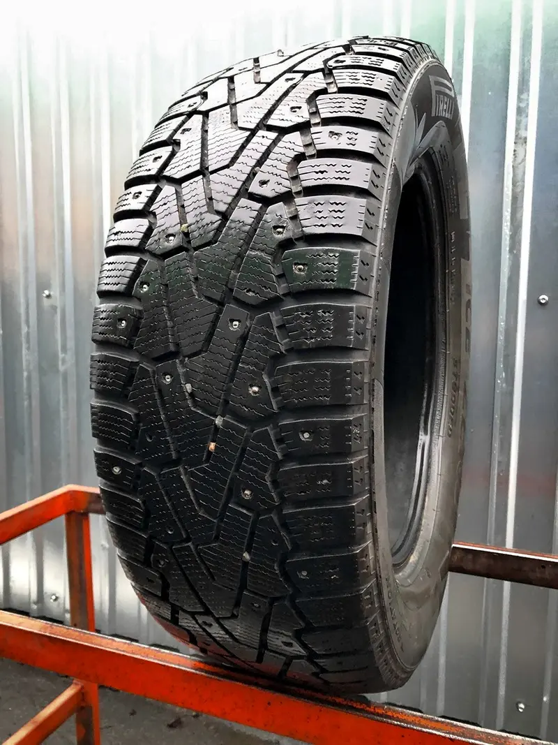 Б/у шина 205/60 R16 Pirelli Ice Zero