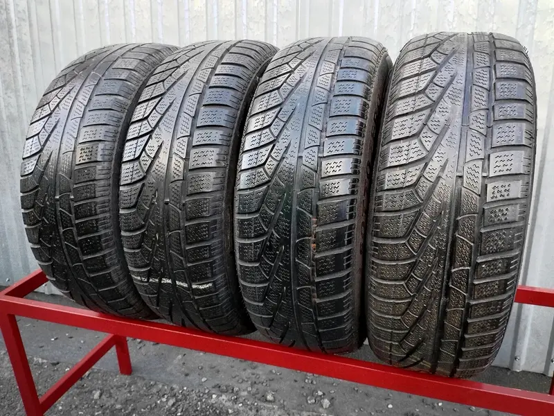 Комплект б/у шин 205/60 R16 Pirelli Winter 210 Sottozero