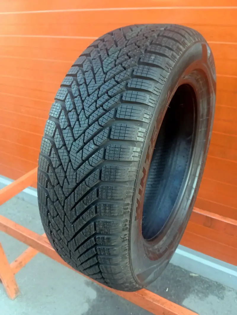 Б/у шина 205/60 R16 Pirelli Winter Cinturato 2