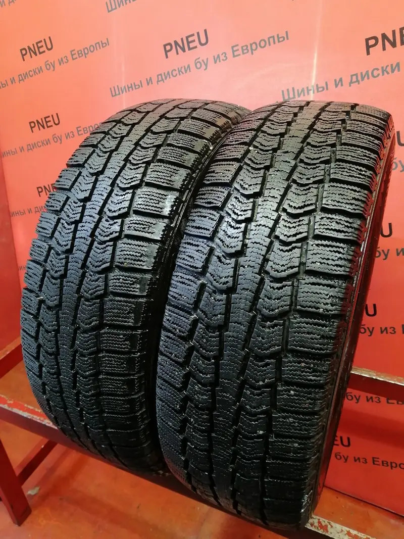 Пара б/у шин 205/60 R16 Pirelli Winter Ice Control