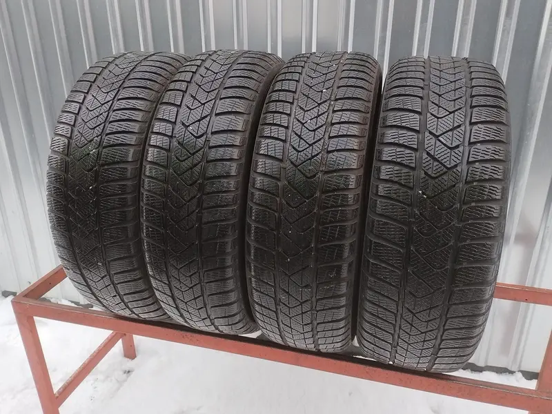 Комплект б/у шин 205/60 R16 Pirelli Winter Sottozero 3