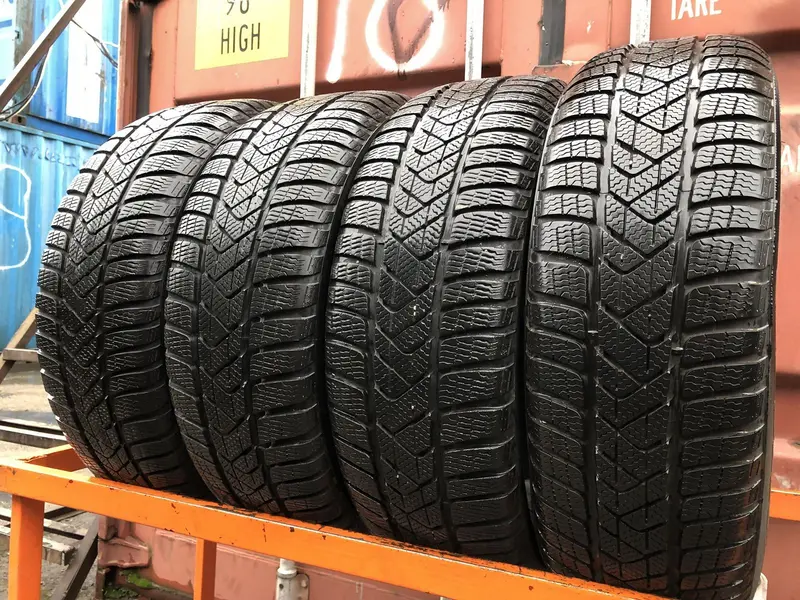 Комплект б/у шин 205/60 R16 Pirelli Winter Sottozero 3