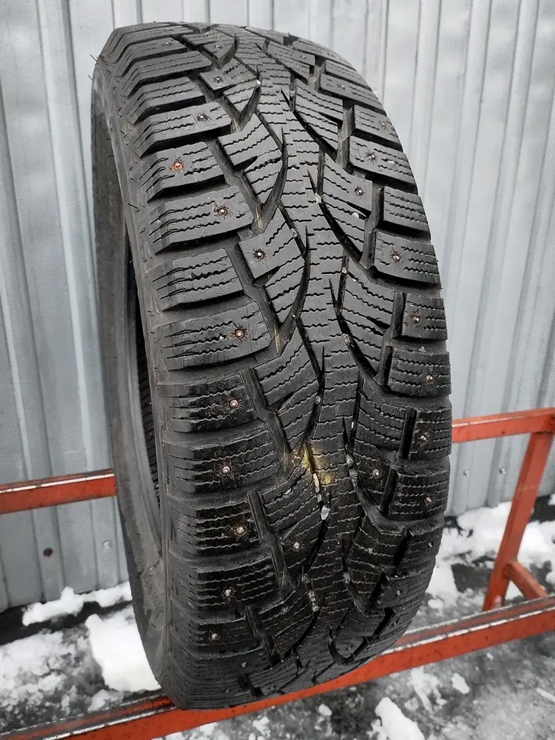 Б/у шина 205/60 R16 Radar RW 5 Ice Lock