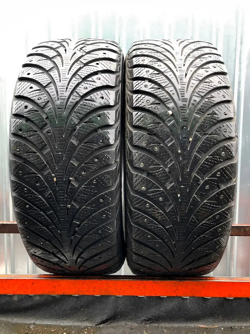 Пара б/у шин 205/60 R16 Sava Eskimo Stud