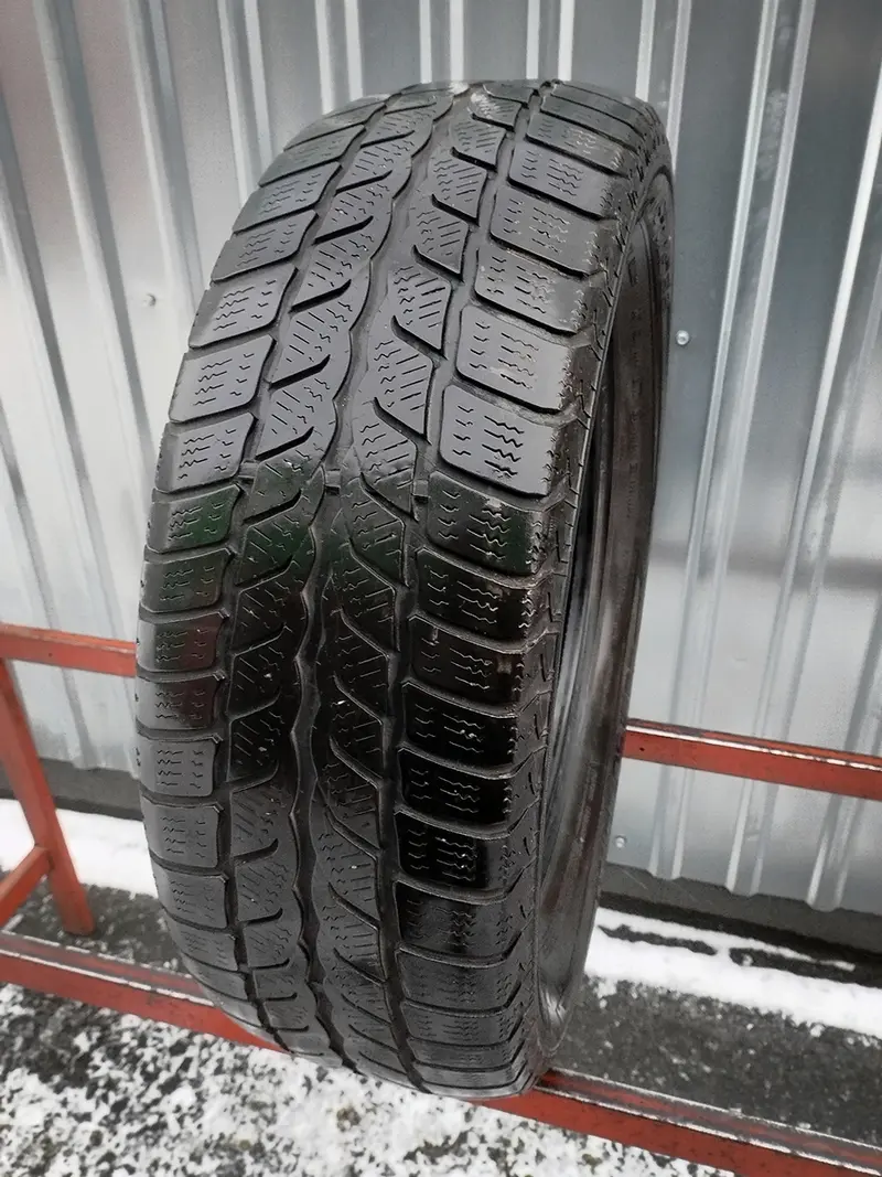 Б/у шина 205/60 R16 Uniroyal MS Plus 66
