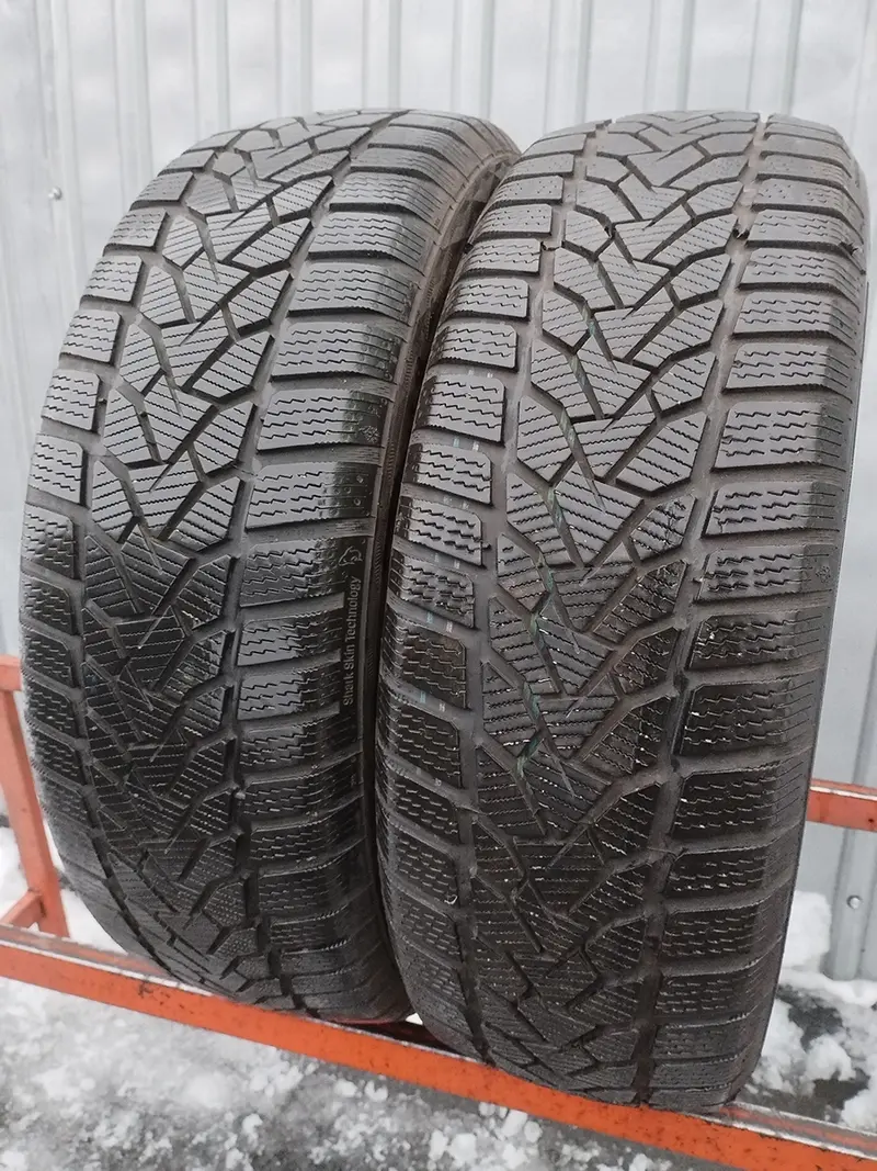 Пара б/у шин 205/60 R16 Uniroyal WinterExpert