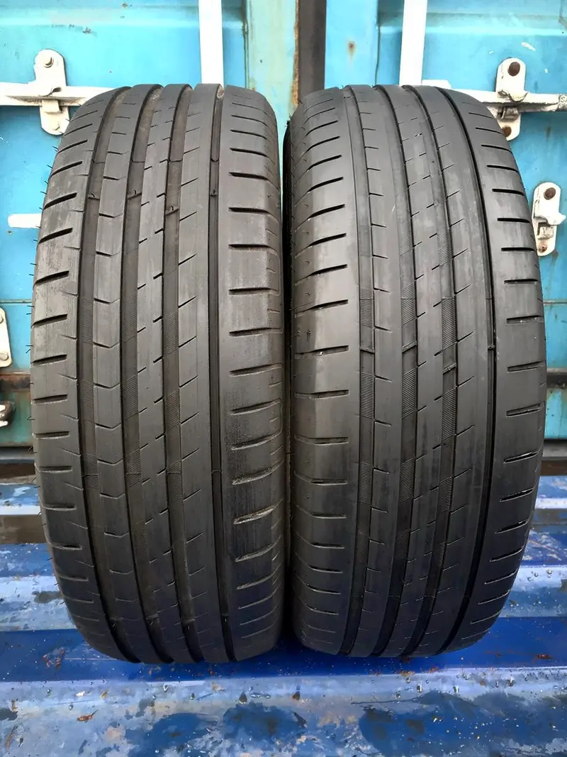 Пара б/у шин 205/60 R16 Vredestein Sportrac 5