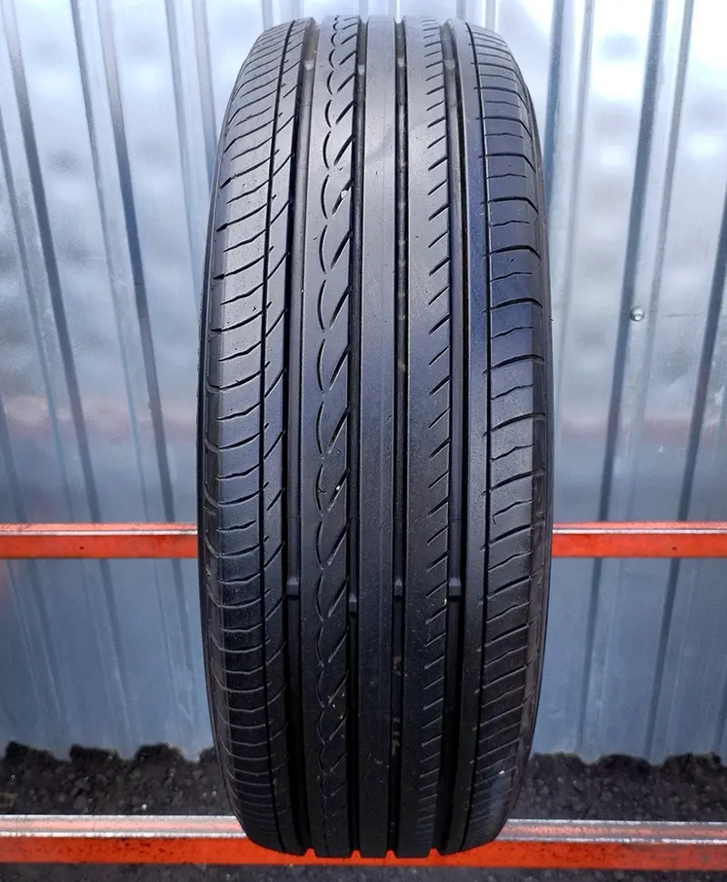 Б/у шина 205/60 R16 Yokohama Advan dB v551