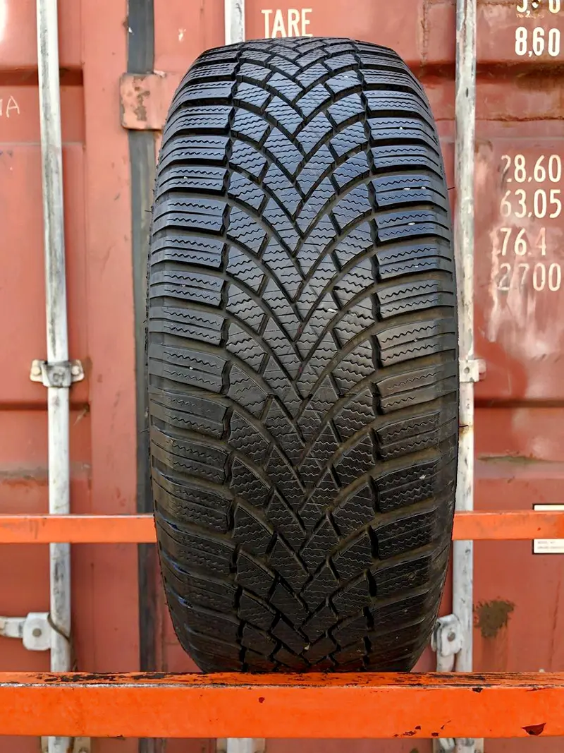 Б/у шина 205/60 R17 Bridgestone Blizzak LM-005
