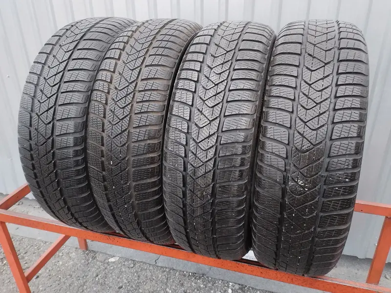 Комплект б/у шин 205/60 R17 Pirelli Winter Sottozero 3
