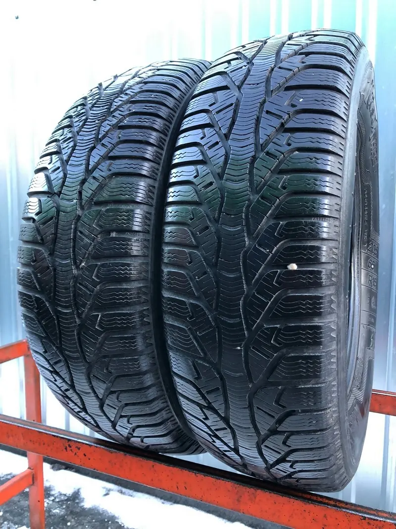 Пара б/у шин 205/65 R15 Kleber Krisalp HP2