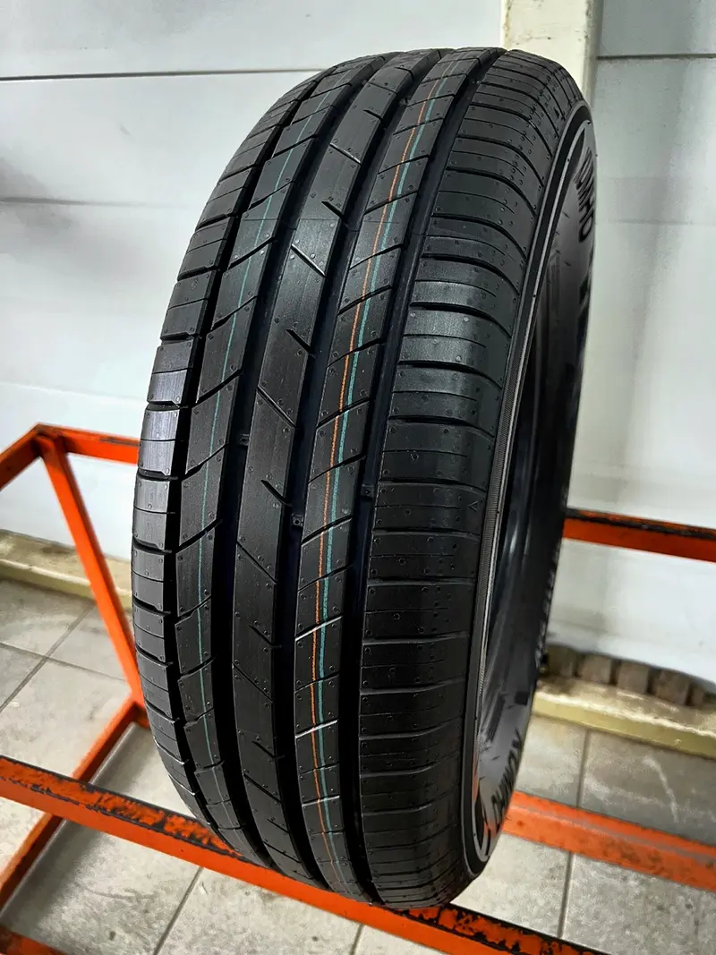 Новая шина 205/65 R15 Kumho Ecsta HS 52