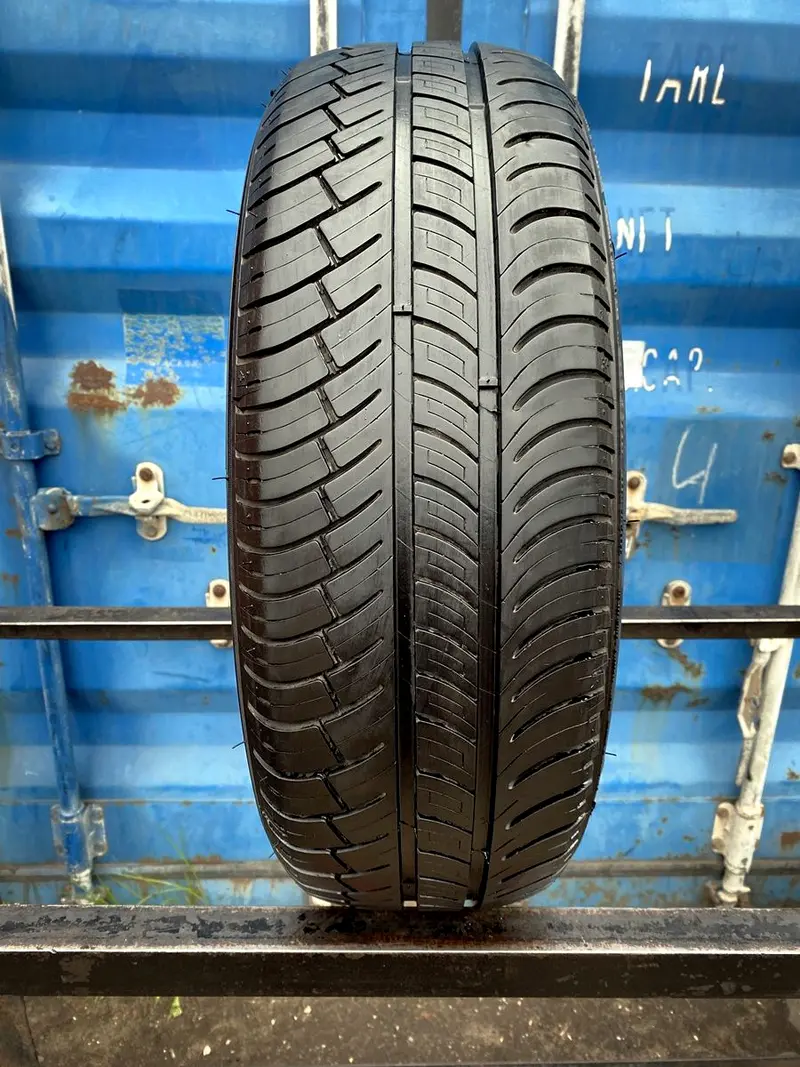 Б/у шина 205/65 R15 Michelin Energy E3A