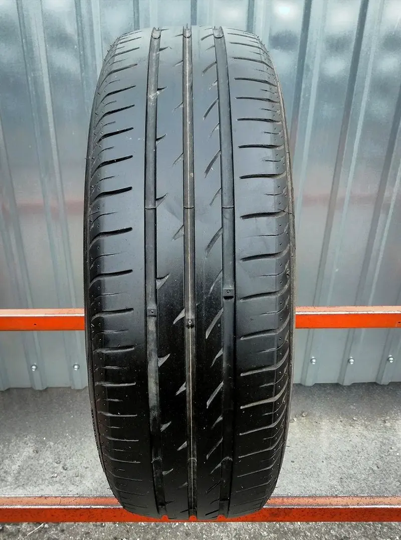 Б/у шина 205/65 R15 Nexen nBlue HD
