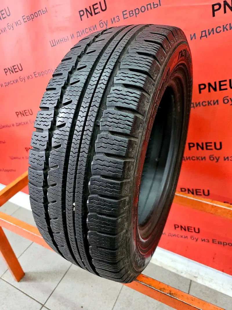 Б/у шина 205/65 R15C Nokian WR C VAN