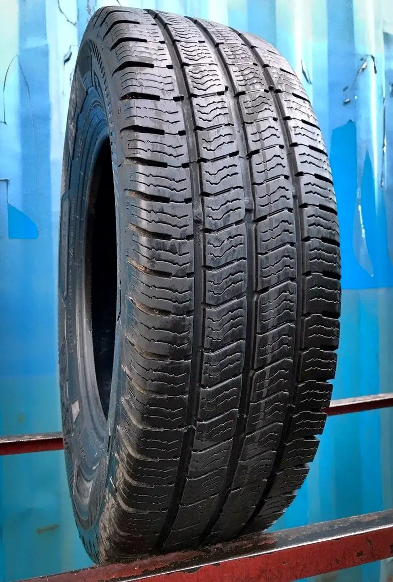 Б/у шина 205/65 R16C Barum Snovanis 3