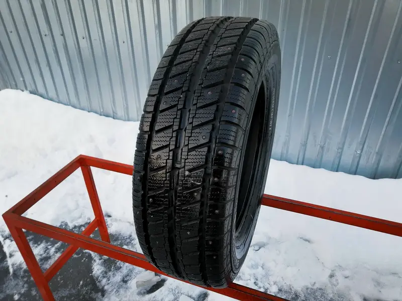 Б/у шина 205/65 R16C Barum Snovanis S