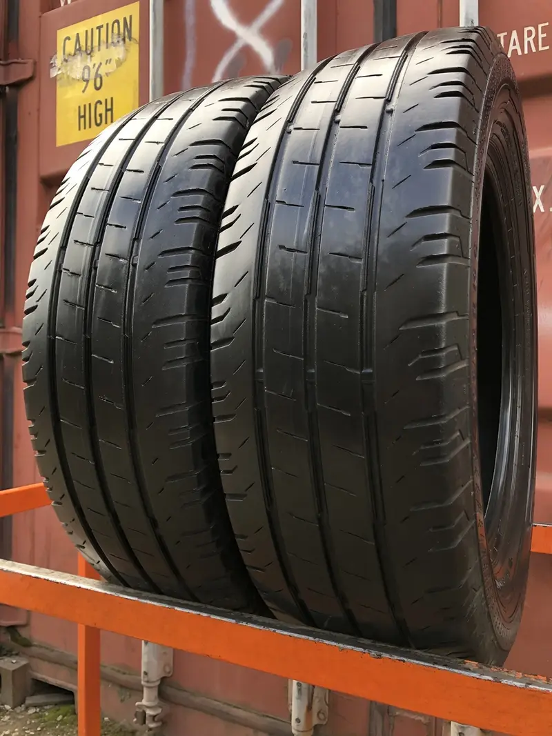 Пара б/у шин 205/65 R16C Continental ContiVanContact 200