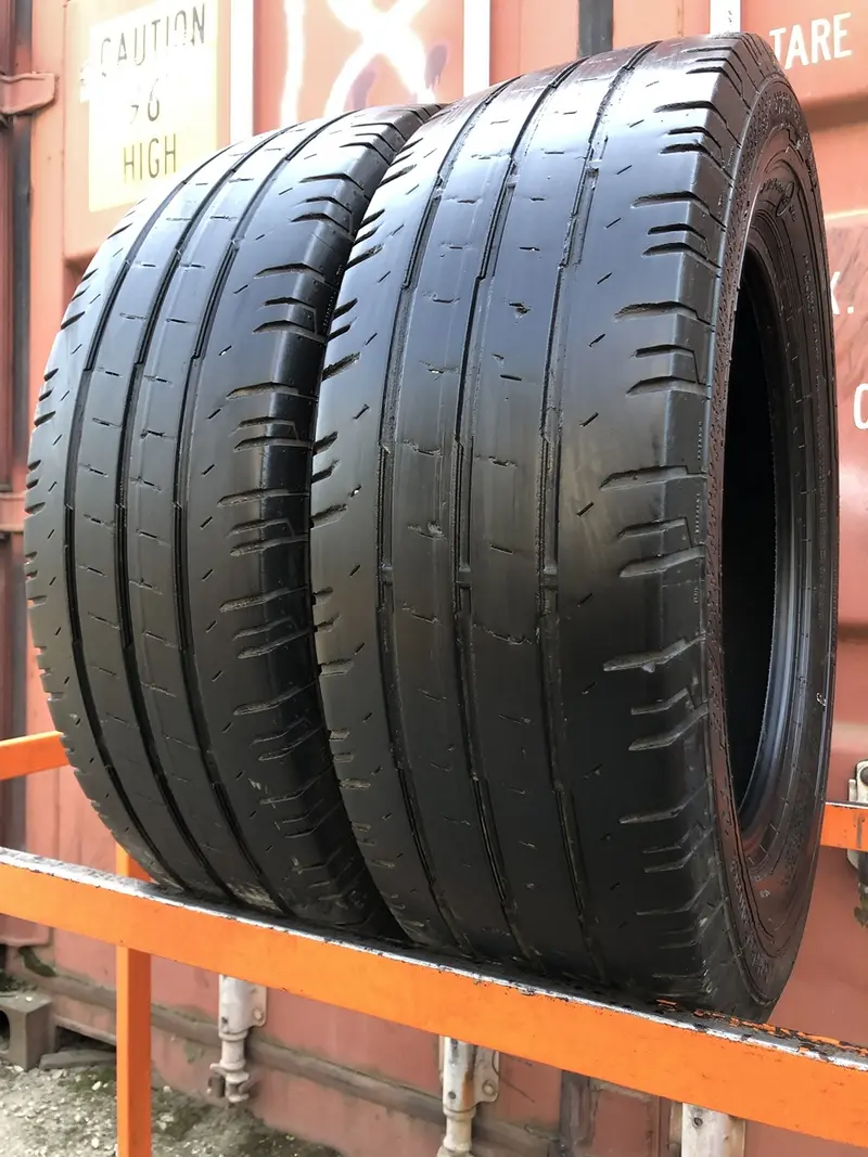Пара б/у шин 205/65 R16C Continental ContiVanContact 200
